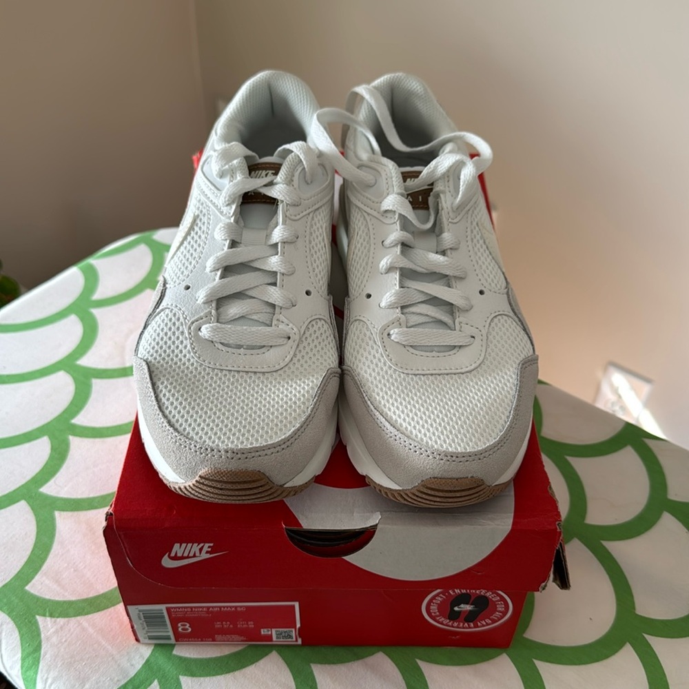 Never been worn Nike Air Max 90 White Sneakers size 8